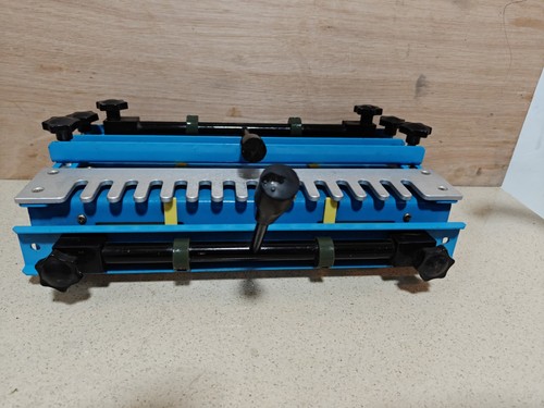 Dovetail jig 300mm capacity - jig,