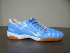Nike Total 90 III Indoor Soccer Shoes Mens Size 11 Blue Gum Futsal HQ2851-400