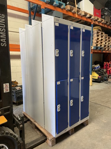 Door steel lockers - lockers, keys