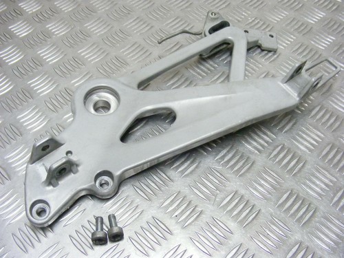 Vigor 650 footrest hanger - 650,