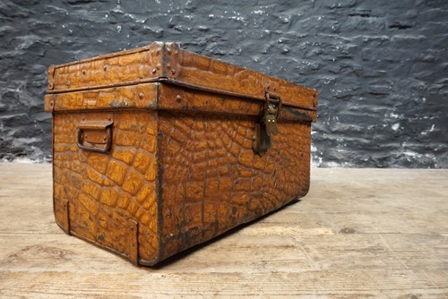 Antique tin steamer trunk - antique, with