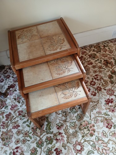 Vintage nest tiled top - of, 3