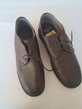 mens solovair shoes 9 Uk Made