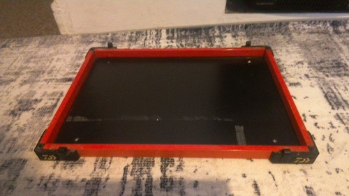 Used fishing seat - , box.daiwa