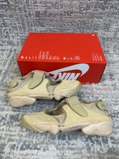 Size 8.5 - Nike Air Rift