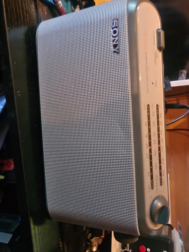 Sony icf 703l portable radio - icf-703l,