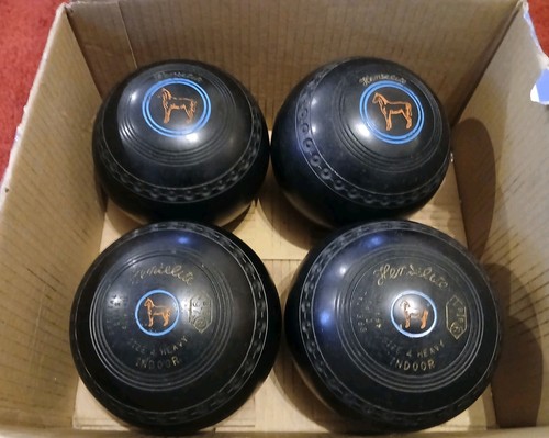 Size henselite indoor - 4,