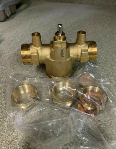 Drayton 22mm port valve - 22mm, 3