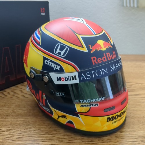 Alex albon red - bull, racing