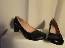 HARLOT Black Leather 40 Pumps