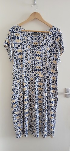 Laura ashley navy - laura,