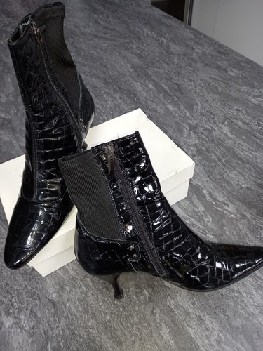 Russell and bromley aquatalia - and,