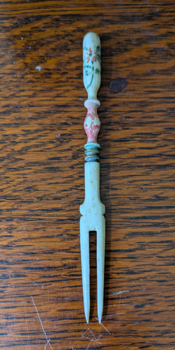 Vintage bone two pronged - vintage,