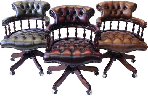 Chesterfield captains desk