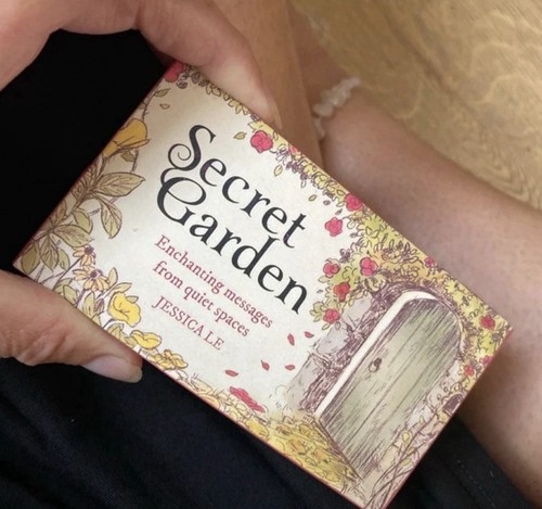 Secret garden oracle deck - oracle,