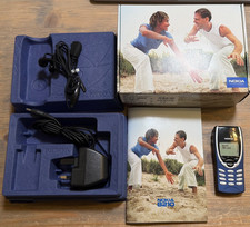 Nokia 8210 Mobile Phone