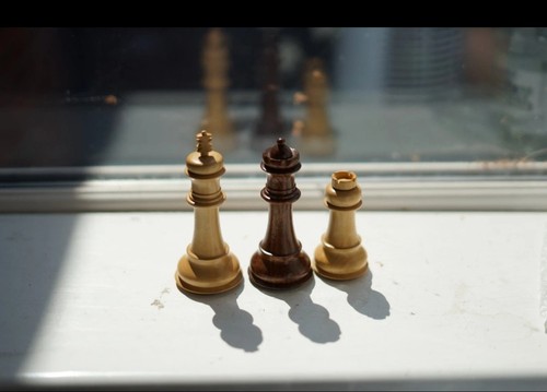 Staunton bridle chess set - bridle,