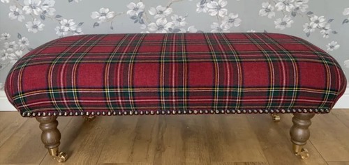 New footstool laura - a,