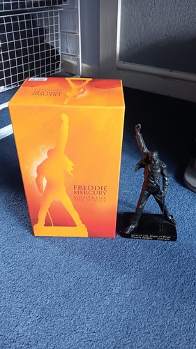 Freddie mercury the - -, montreux