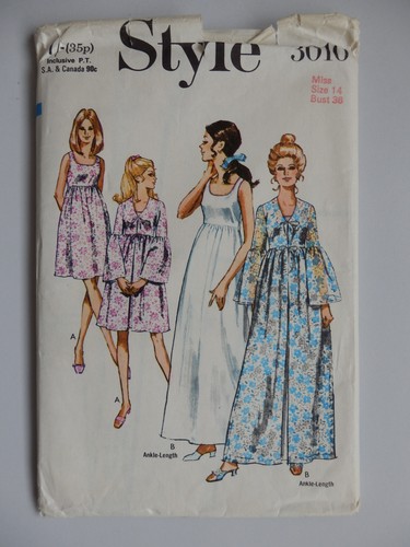 Vintage 1970 style 3010 sewing - 1970,