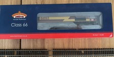 Bachmann Class 66 DB Schenker