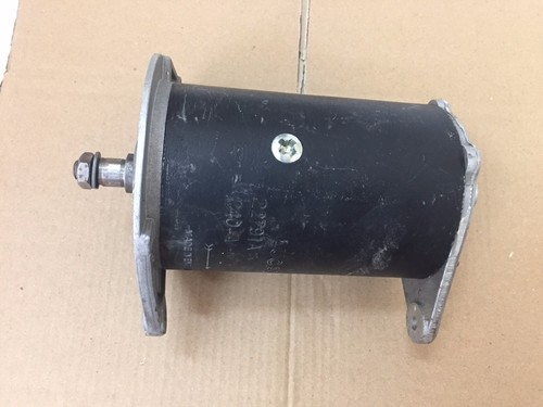 Genuine lucas dynamo - lucas, 12v