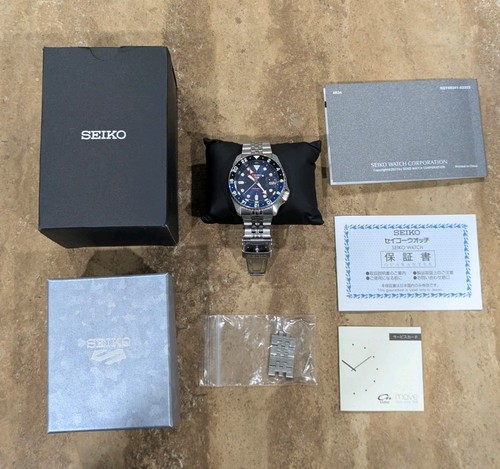 Seiko sports gmt sbsc003 - 5,