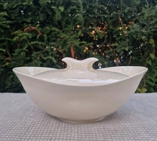 Eva zeisel classic - zeisel, “classic