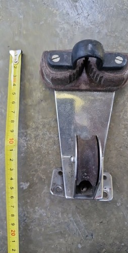 Tufnol block with - with, cam