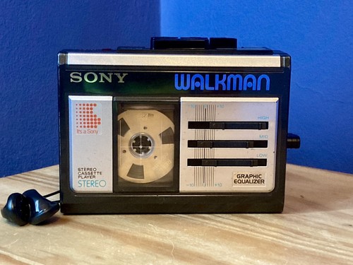 Sony walkman cassette - walkman, wm-33