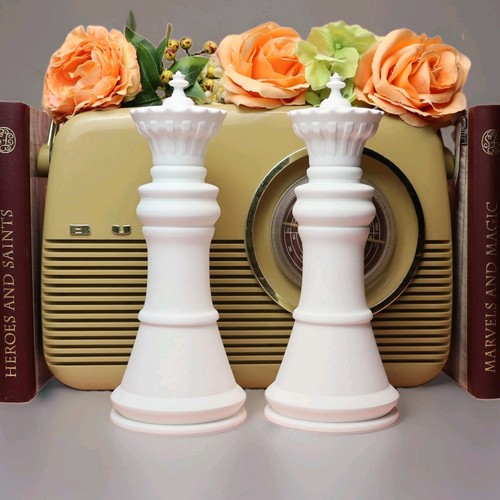 Single large king chess - large,