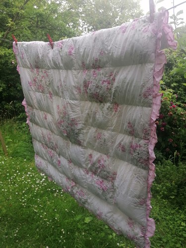 Vintage eiderdown quilt throw