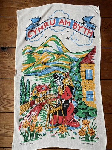 Vintage 1950s linen irish tea - irish,