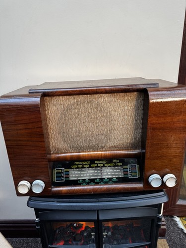 Invicta valve radio - valve, model