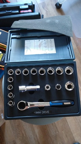 Tools piece 1 - 17, 3/8"
