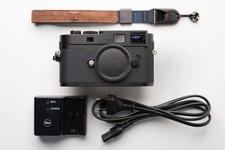 Leica m9 monochrome CCD 10760