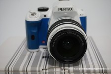 [1933 Photos] PENTAX K-r 12.4MP DSLR Blue White W / Box [near Mint] Japan