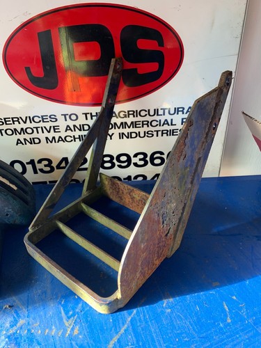 Nearside cab step leyland - nearside,