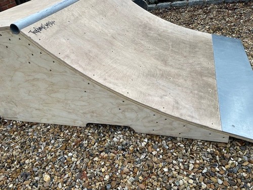 The ramp supply wooden - the,