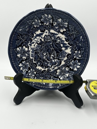 Royal tudor ware - royal, staffordshire