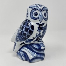 Vintage Chinoiserie Blue & White Porcelain Owl Figurine