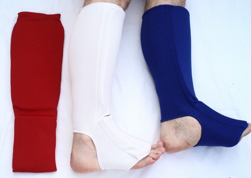 Shin instep protection - &,