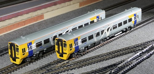 Bachmann 506 class 158 - 31-506,