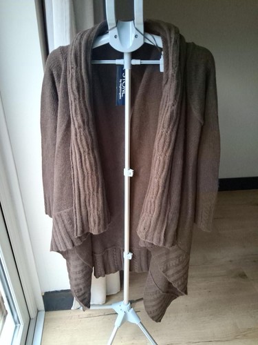 Stone nightingales angora - by,