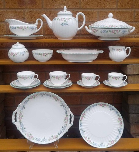 Royal worcester english garden - royal,