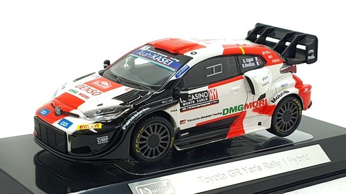 Burago race scale diecast - race,