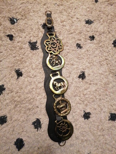 Vintage horse brasses on - vintage, 5