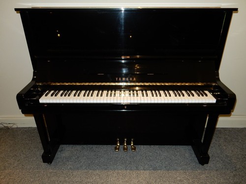 Yamaha upright piano made - yamaha,