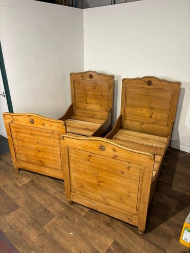 Pair victorian pine single - pair, of