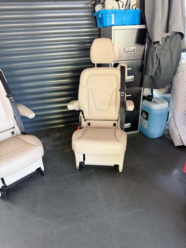 Genuine mercedes class vito - v,